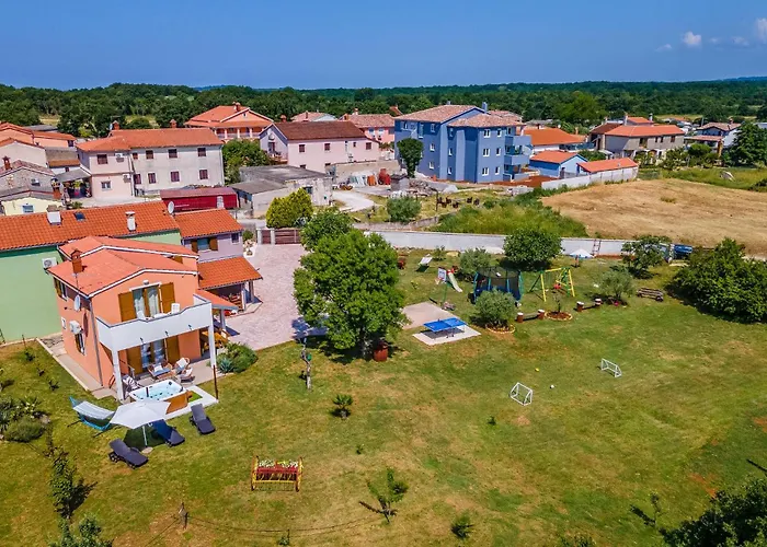 Amazing In With Wifi Apartman